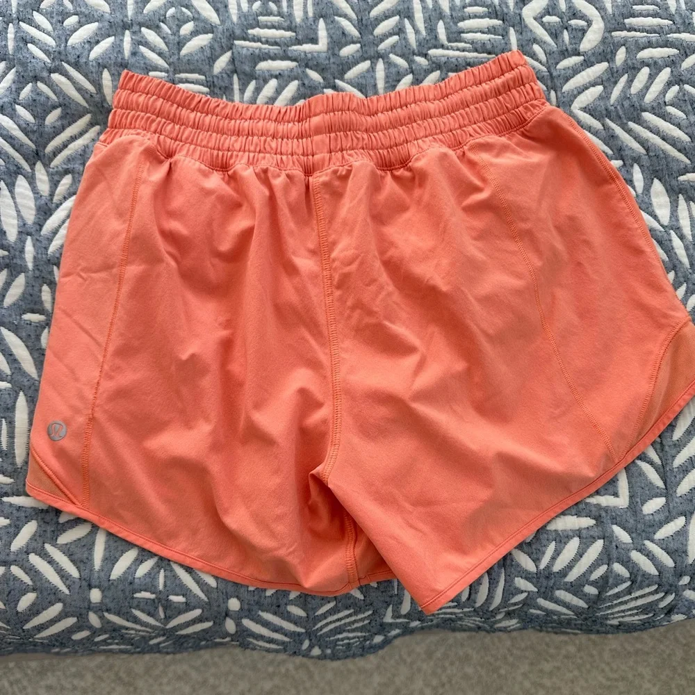 lululemon athletica Coral Athletic Shorts - Picture 2 of 2
